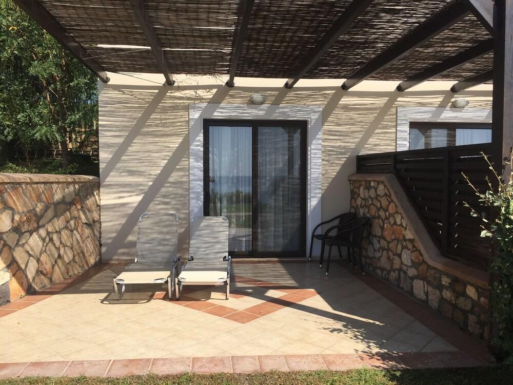 Al Mare Villas Kiotari Exterior photo